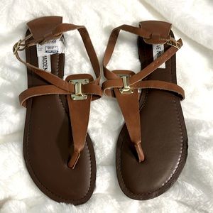 Steve Madden Tan Sandals with Gold Hardware. US SIZE 9.5